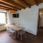 Tenuta Engi 公寓 *