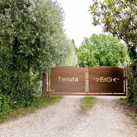 Apartment Tenuta Engi *