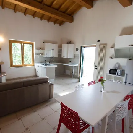 Tenuta Engi Apartament *